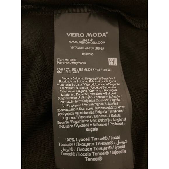 Vero Moda Women's Scoop Neck Top Large Black NWT Silver Snaps Semi Sheer - Picture 6 of 7